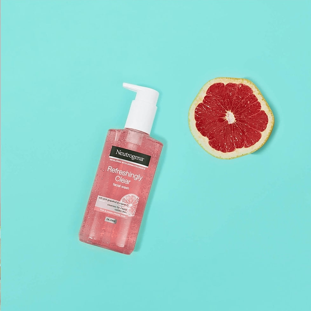 Neutrogena - Refreshingly Clear Facial Wash with Pink Grapefruit - 200ml